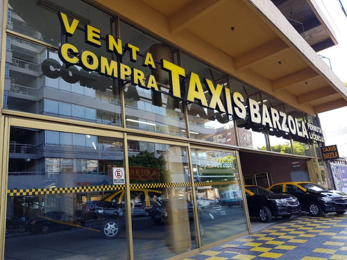 Imagen 6 de 6 de Taxi Logan Prisma Spin Suran Voyage Siena Etios Licencia