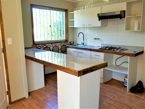 Condominio Con 2 Casas En Limache.