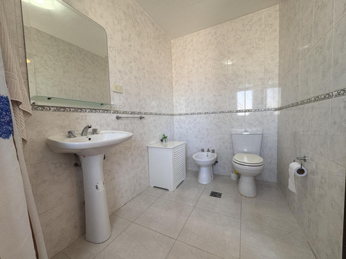 Vende Duplex En B° Rincon Lindo , Cipolletti