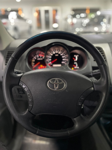 Toyota Hilux Pick-Up 3.0 I Srv Cab Doble At 4x4 Cuero