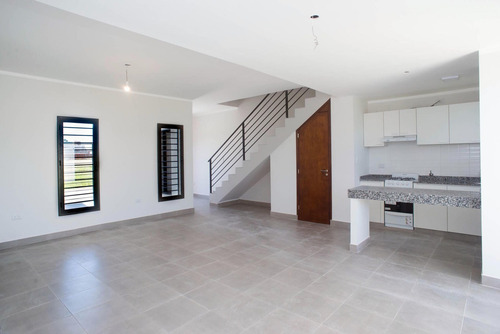 Imagen 8 de 30 de Duplex A Estrenar Venta Via Aurelia 3 Dorm