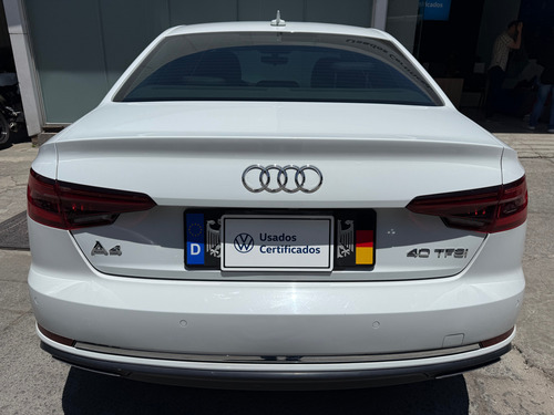 Audi A4 2.0 T Select 190hp Dsg