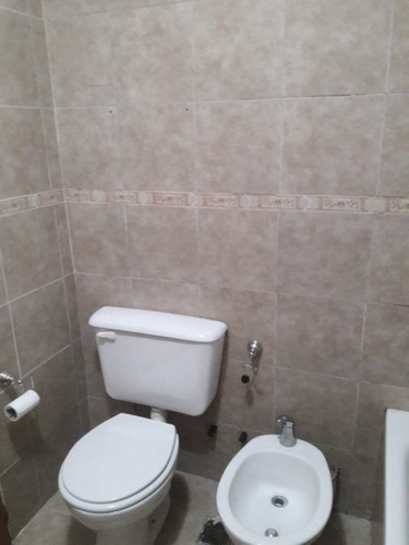 Imagen 6 de 7 de Venta- Depto, En Complejo En Luis Guillon