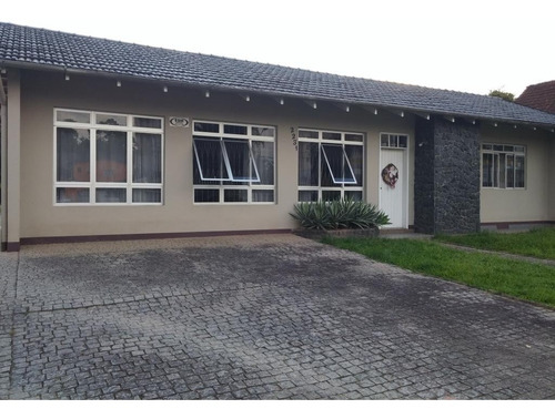 Imagem 1 de 17 de Casa No Saguaçú Com 3 Quartos Para Venda, 210 M² - Lg4508
