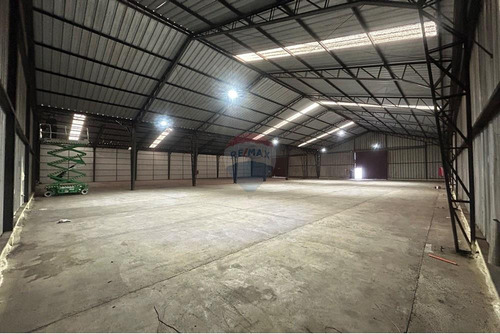 Bodegas 800 Y 850m² Muelle, Seguridad Perimetral