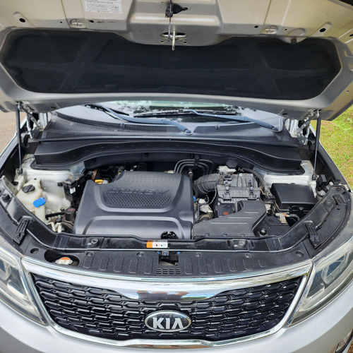 Imagen 10 de 15 de Kia Sorento Coreana