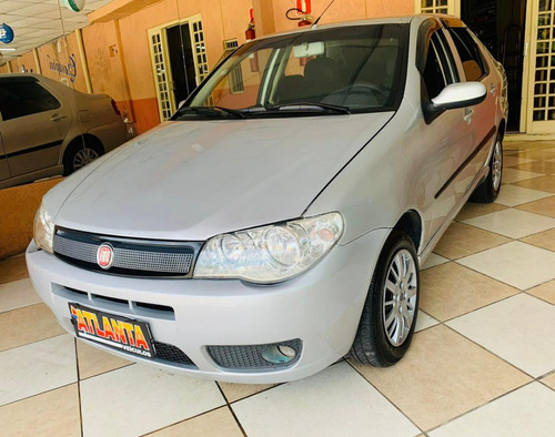 Fiat Siena 1.8 Hlx Flex 4p