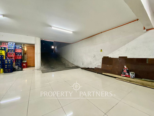 Edificio Para Oficinas O Local Comercial En Pleno ...