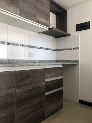 Imagen 4 de 14 de Semipiso En Venta En Lanus Oeste