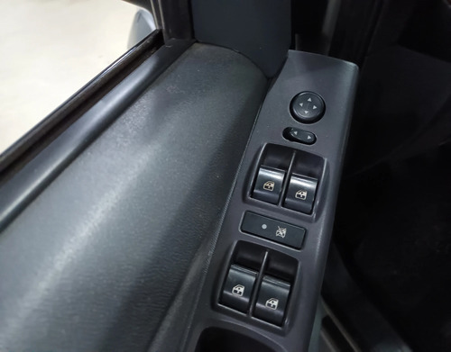 Fiat Idea 1.8 MPI ADVENTURE 8V FLEX 4P MANUAL