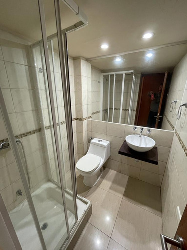 Imagen 10 de 15 de Antiguo Y Espacioso Departamento Remodelado.