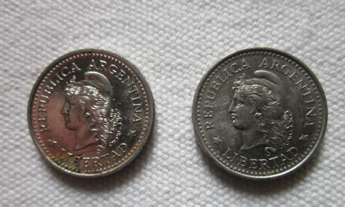 2 Monedas Antiguas Argentina 20 Centavos 1958 Y 1959
