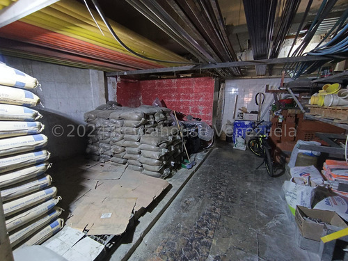 Fondo De Comercio En Venta En Catia Cda 24-28724 Yf