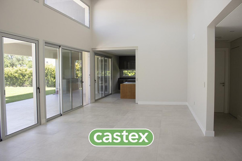 Imagen 5 de 30 de Casa De 4 Dormitorios A Estrenar En Venta En La Lomada