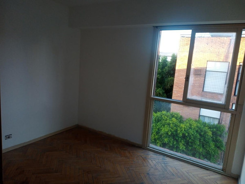Imagen 10 de 12 de Departamento 3 Ambientes En Venta - San Isidro