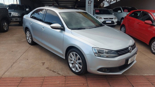 Imagem 1 de 8 de Volkswagen Jetta 2.0 Comfortline Flex 4p Tiptronic