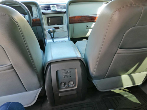 Imagen 11 de 15 de Lincoln Navigator 2005 Vagoneta Ultime 4x2 At