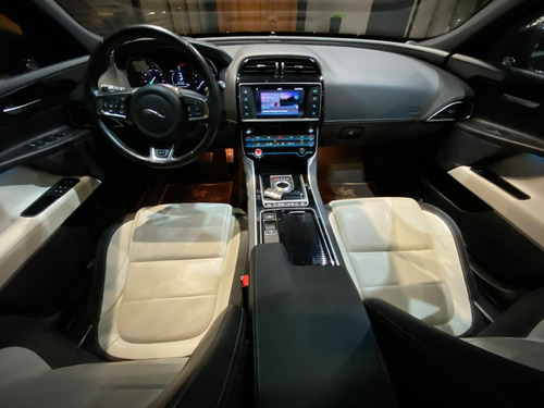 Jaguar Xe R-sport 2018