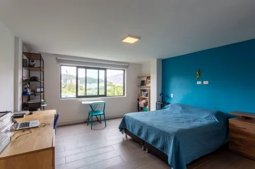 Apartamento En Venta En Laureles. Cod V16058