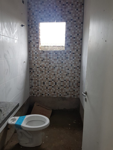 Imagem 10 de 11 de Casa Em Fase De Construção Com Piscina, À 900 Metros Do Mar, No Cibratel 2, Em Itanhaém, Aceita Financiamento Bancário