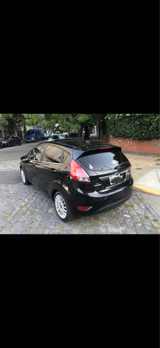 Ford Fiesta Kinetic Desing 1.6 Titanium Powershift 120cv