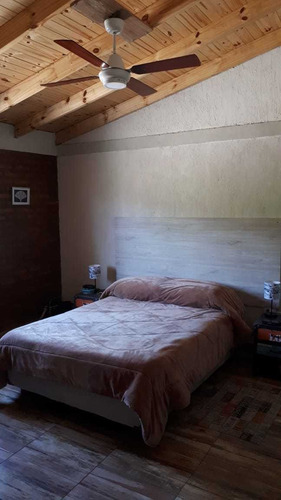 2 Casas De Montaña (apta 2 Flias) En 3000m2 En Precordillera