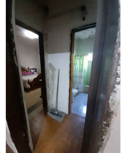 Amplio Terreno Industrial De 487 Mts2 En Venta (dos Viviendas)