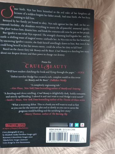 Cruel Beauty, De Rosamund Hodge. Editorial Harpercollins Publishers Inc, Tapa Blanda En Inglés