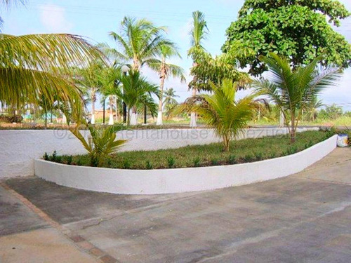 Imagen 15 de 30 de Ls Vende Town House Tucacas 23-3910