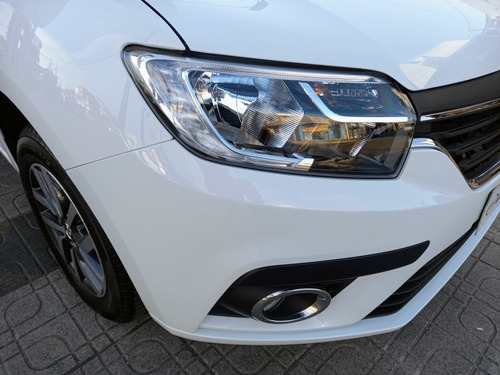 Imagen 13 de 25 de Renault Logan 2022 1.6 16v Intense 0km
