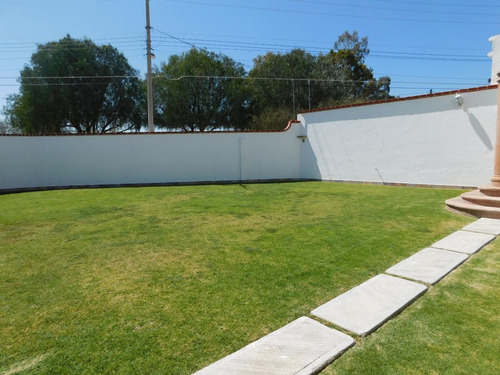 Imagen 8 de 30 de Casa En Venta En Fraccionamiento Haciendas De Tequisquiapan