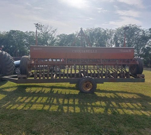 Imagen 5 de 6 de Sembradora Crucianelli Fino Con Carro