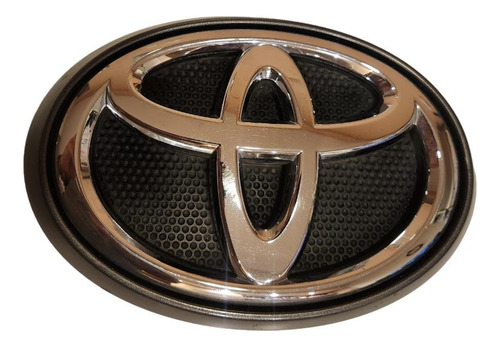 Logo Emblema Toyota Hilux Frente Orig. 2016/20 Usado