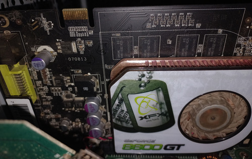 Placa De Video Nvidia Xfx 8600gt 512mb Ddr2,vga,dvi,tv (Usado)