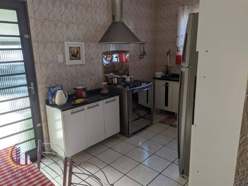 Imagem 12 de 19 de Sobrado Com 3 Dormitórios À Venda, 250 M² Por R$ 550.000 - Jardim Santa Brígida - Carapicuíba/sp - So0632