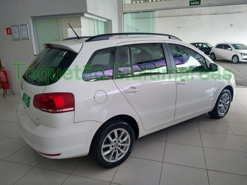 Imagem 6 de 12 de Volkswagen Spacefox 1.6 Msi Comfortline 8v Flex 4p Manual