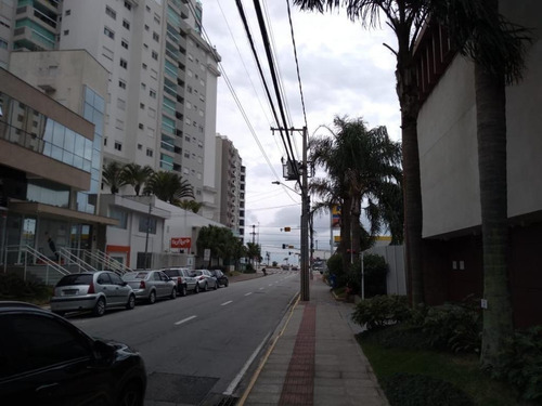 Imagem 16 de 18 de Apartamento Com 1 Dormitório No Centro - Ap5520