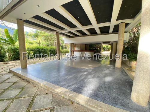 Apartamento Remodelado En Venta, Urb. La Tahona