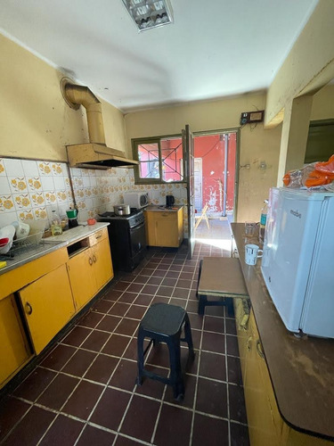 Casa Amplia En Ñuñoa 8d-3b, Con Subterraneo