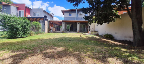 Casa Chalet En Venta En Las Nazarenas, Pilar, G.b.a. Zona Norte