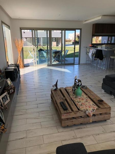 Imagen 24 de 26 de Casa - La Horqueta De Echeverría