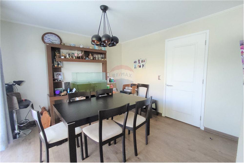 Imagen 2 de 13 de Casa En Venta 4d + 3b + 4e, La Florida- Alto Macul
