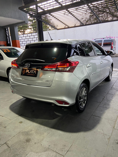 Toyota Yaris 1.5 16V FLEX XS MULTIDRIVE