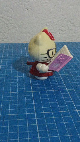 1976 2013 Sanrio Hello Kitty Lectura Mcdonald's (Usado)