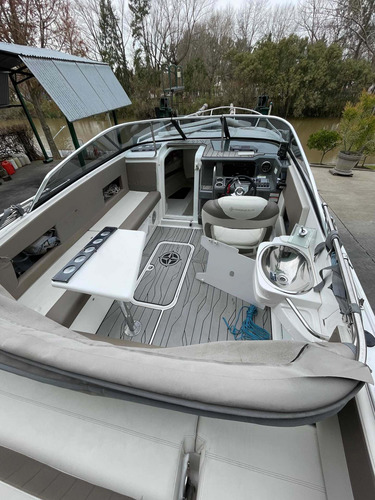 Imagen 4 de 24 de Quicksilver 2500 Yamaha 300 Hp 4 Tiempos 2017 2400