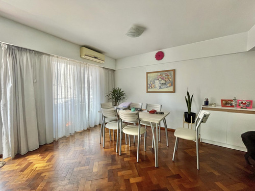 Venta Departamento Dos Dormitorios Con Balcon En Rosario Centro