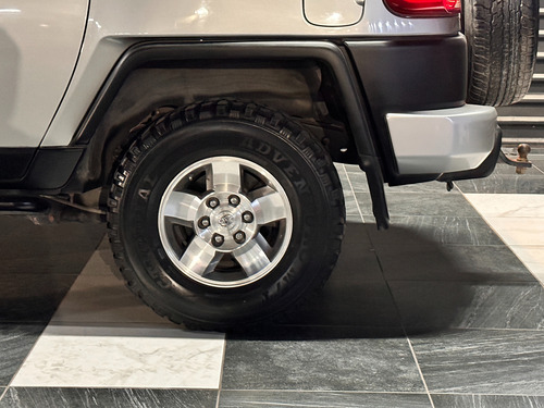 Toyota Fj Cruiser 3p Premium Aa Ee Ra Abs 4x4 At