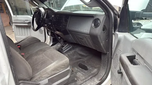 Ford F-350 V8 6.2 L