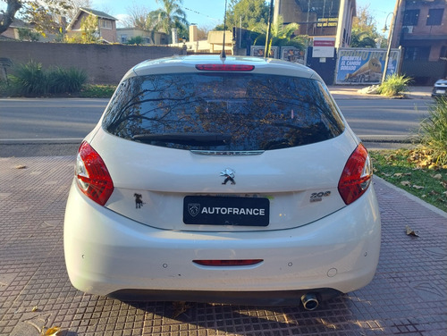 Peugeot 208 1.6 Feline Pack Cuir