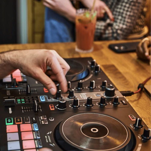 Controlador Dj Hercules Djcontrol Inpulse 300 Mk2 Negro